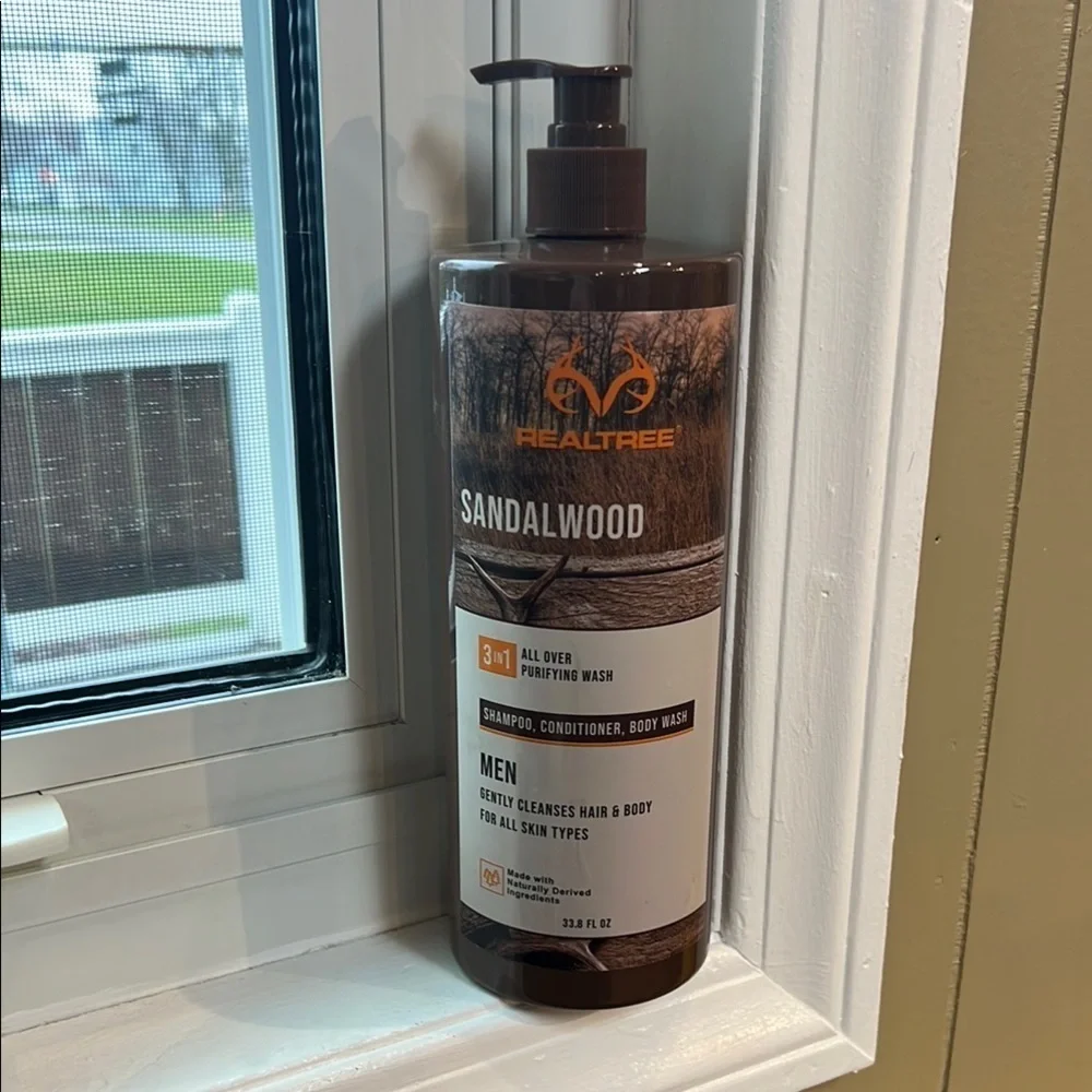 Realtree Sandalwood 3-in-1 Body Wash for Men - Brown